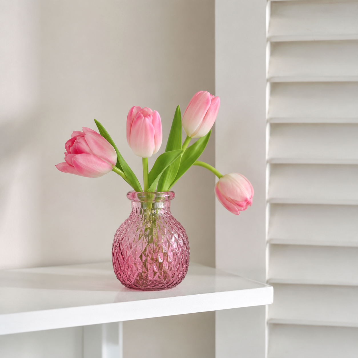 Pink Diamond Textured Round Glass Vase Set in Three Sizes for Flowers and Home Decor